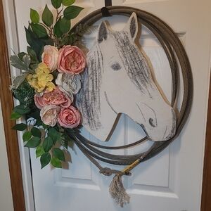 Lasso Wreath With Horse Head